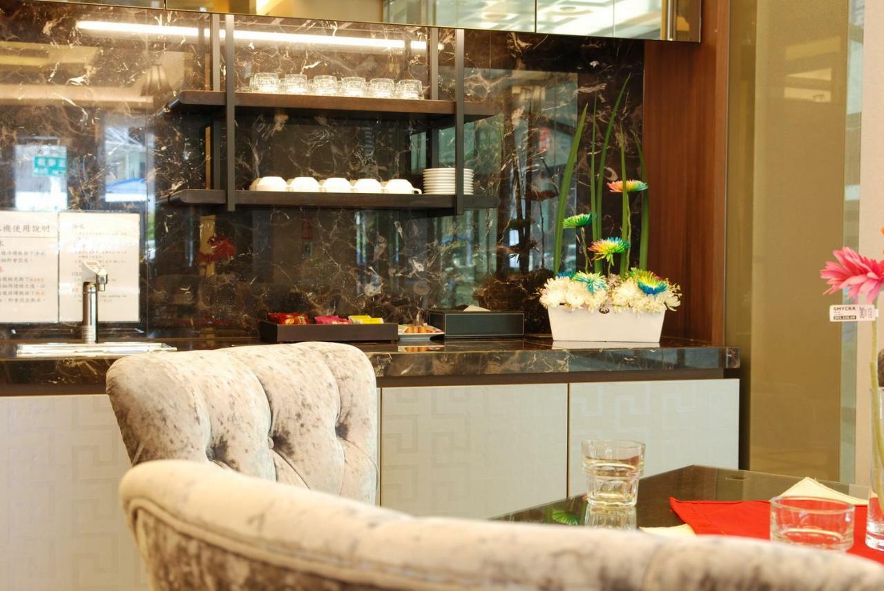 The Metro Hotel Taichung Exterior foto